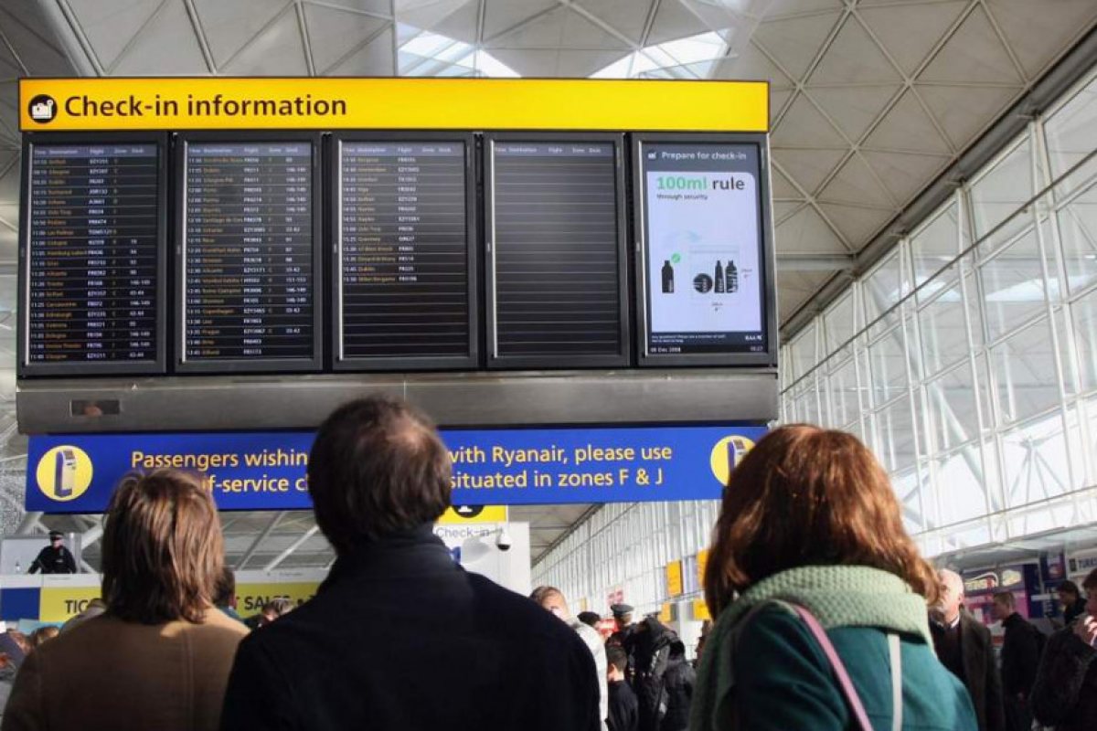 Голяма британска авиокомпания фалира, отмени всички свои полети
