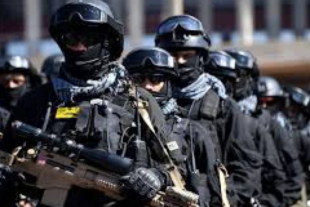 10 души убити при масова стрелба в Бразилия