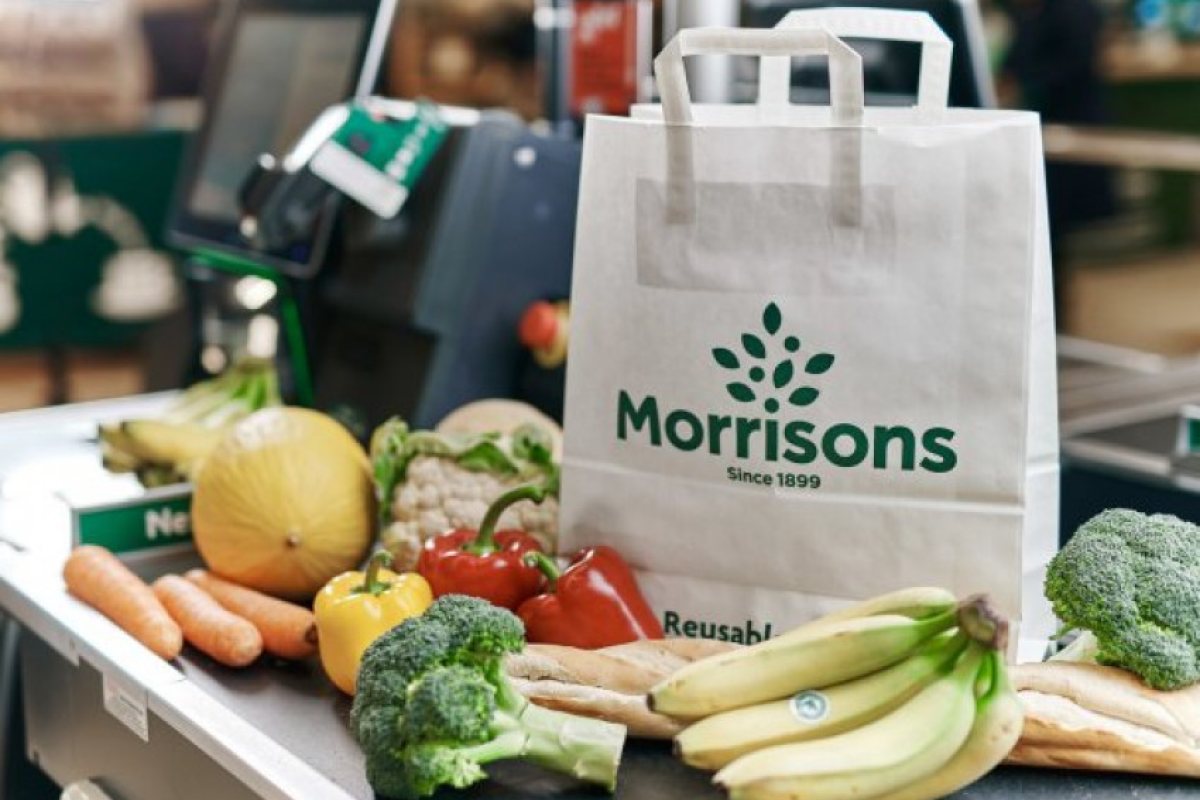 Morrisons смени найлоновите торбички с хартиени 