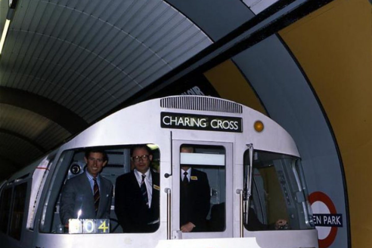 The Jubilee Line става на 40 години (РЕТРО СНИМКИ)