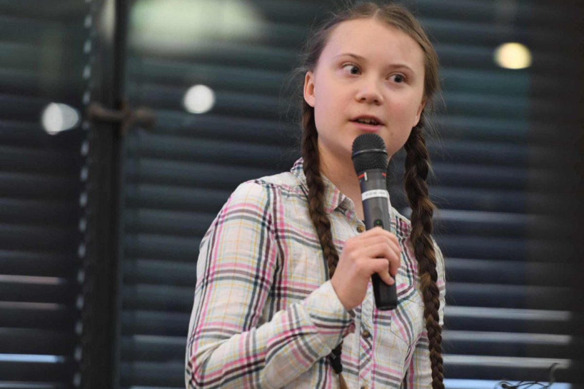 „Не действахте навреме“: Цялата реч на активистката Грета Тунберг пред британските депутати (ВИДЕО)