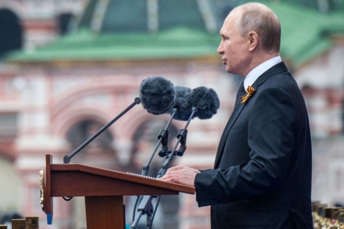 Путин на парада за Деня на победата: Русия ще продължи да развива своя отбранителен потенциал