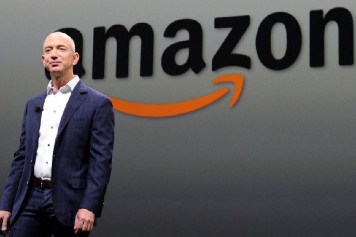Amazon плаща по 10 000 долара на служител за собствен бизнес