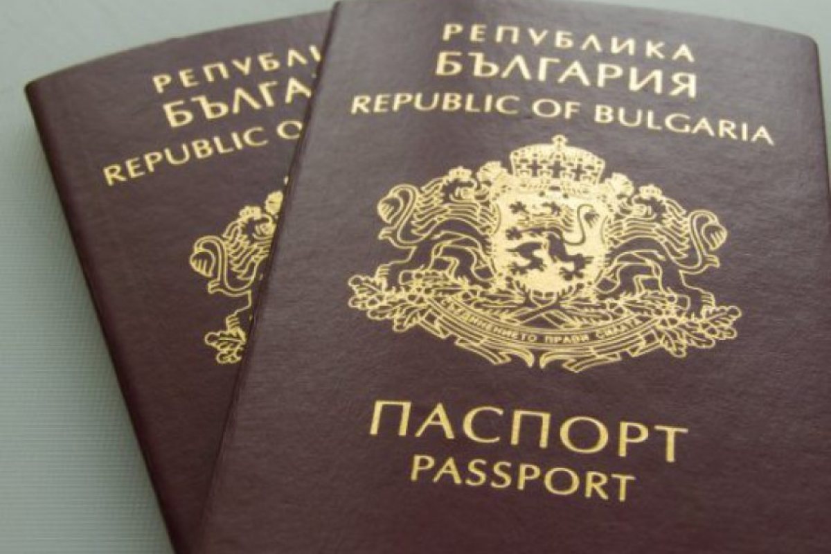 Добра новина! Вече ще вадим лични документи в чужбина много по-лесно!