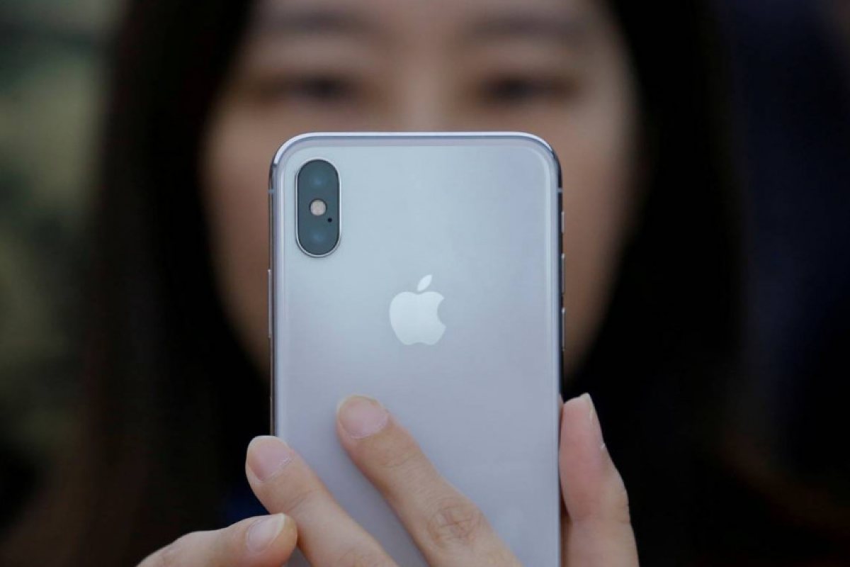 Какво ще се случи с iPhone-ите, ако враждата САЩ-Китай се задълбочи?