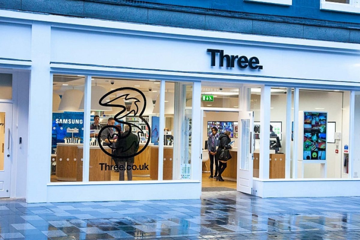 Three пуска 5G през август в Лондон!