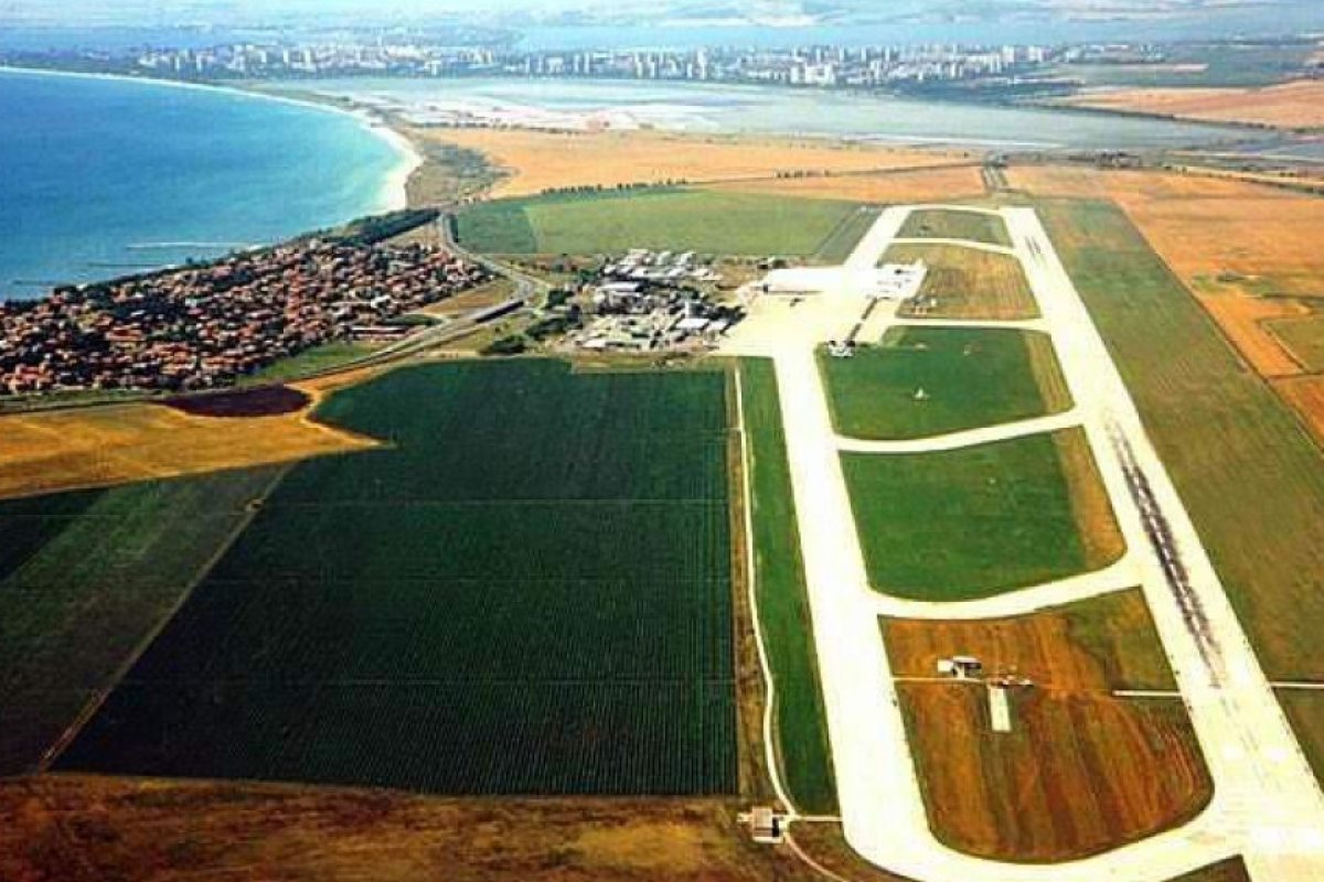 Пуснаха нова самолетна линия от Бургас