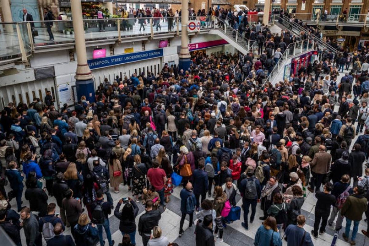 Стачка на метрото в разгара на лятото блокира Лондон