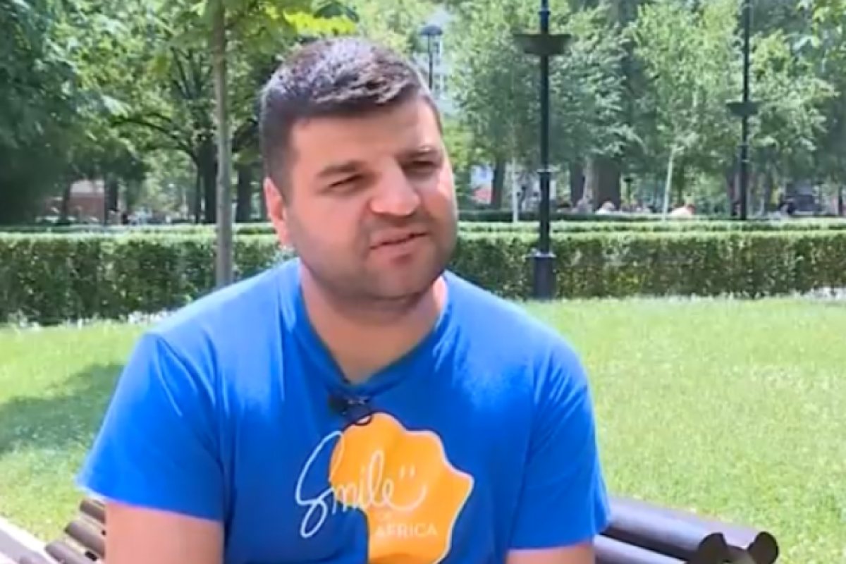 Българин замени банковия офис с доброволческа дейност в Африка
