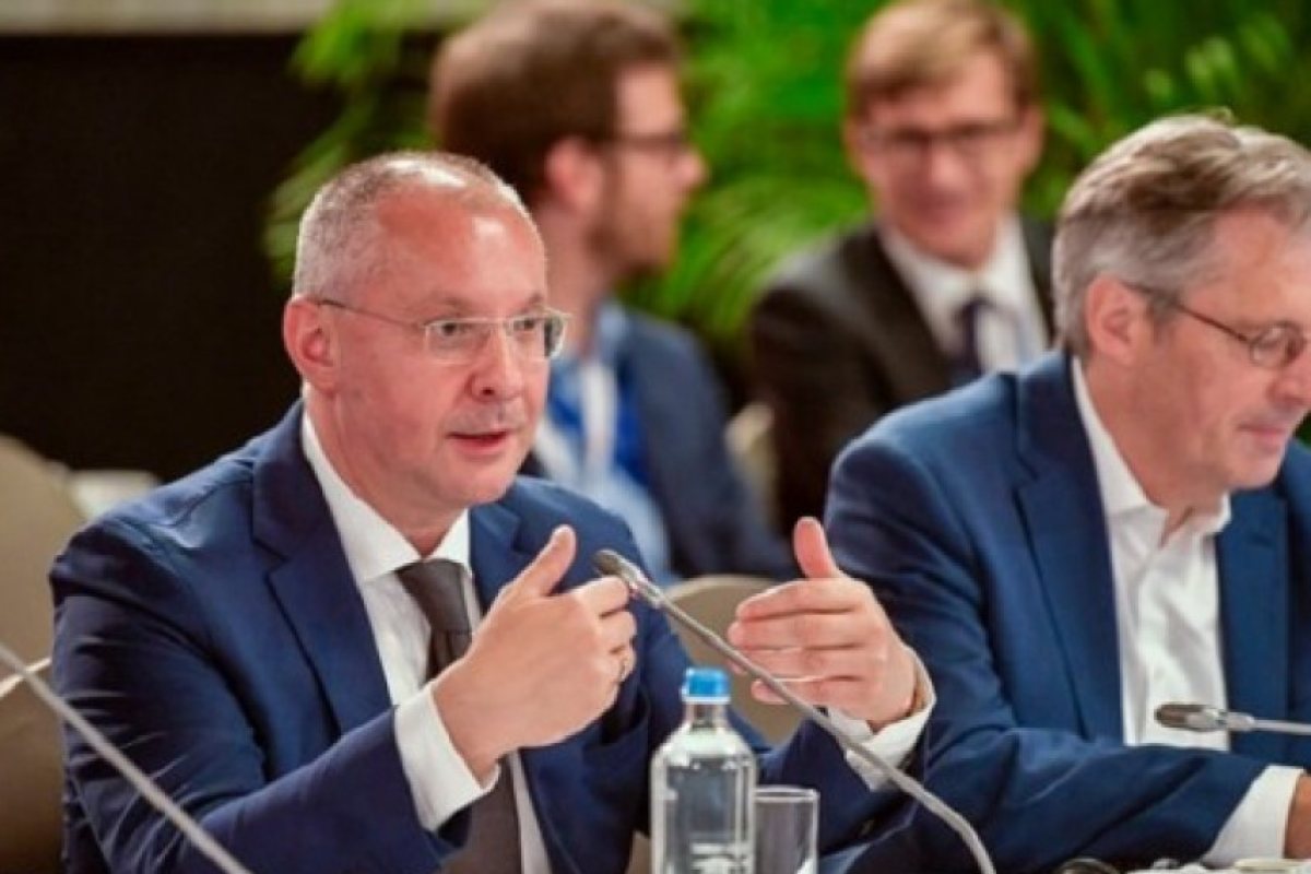 Станишев спряган за председател на Европейския парламент