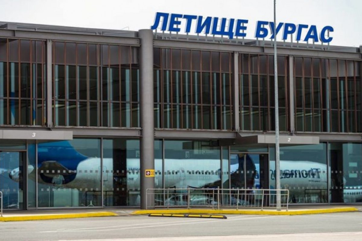Отмениха полети на летище "Бургас" заради опасно време