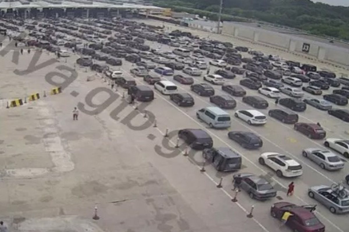 Хиляди гастарбайтери пъплят към Турция
