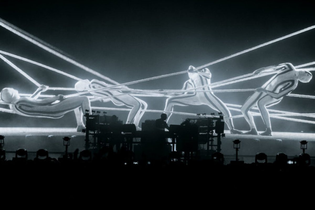 Култовата електронна група The Chemical Brothers за първи път в България!