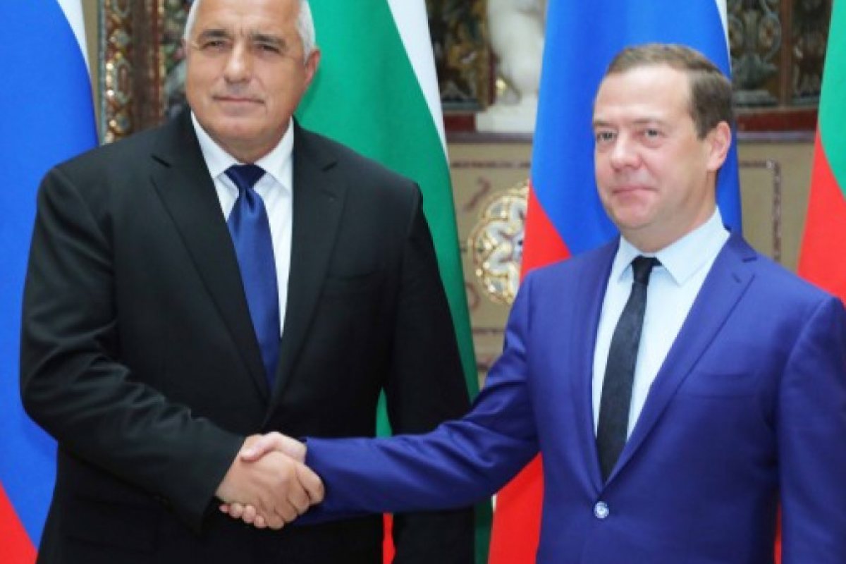Бойко Борисов проведе среща с Дмитрий Медведев в Туркменистан