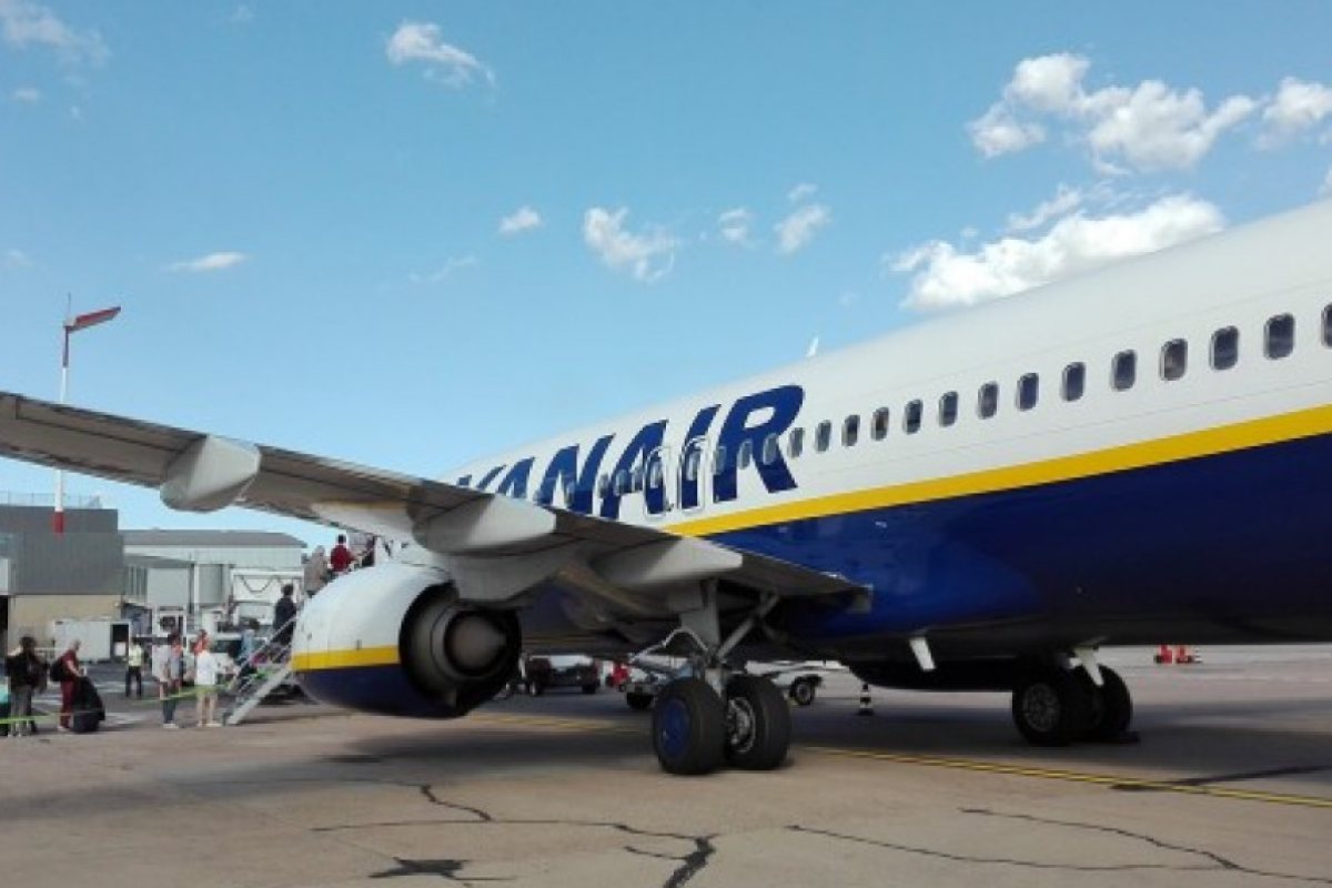 Кабинният персонал на Ryanair готви стачка в Испания  