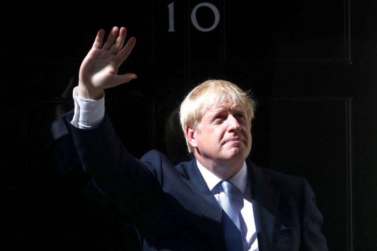Джонсън иска Ирландия "временно" да напусне единния пазар на ЕС