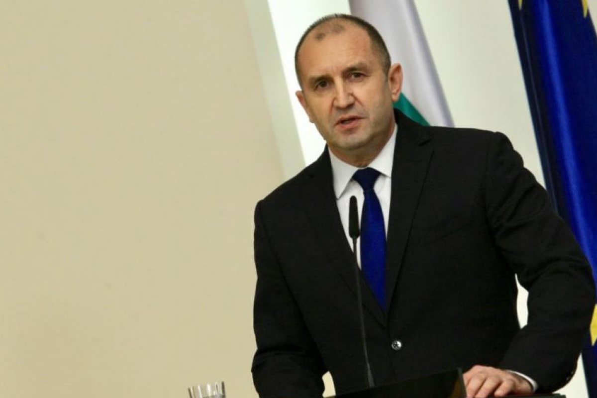 Румен Радев пристига в Лондон