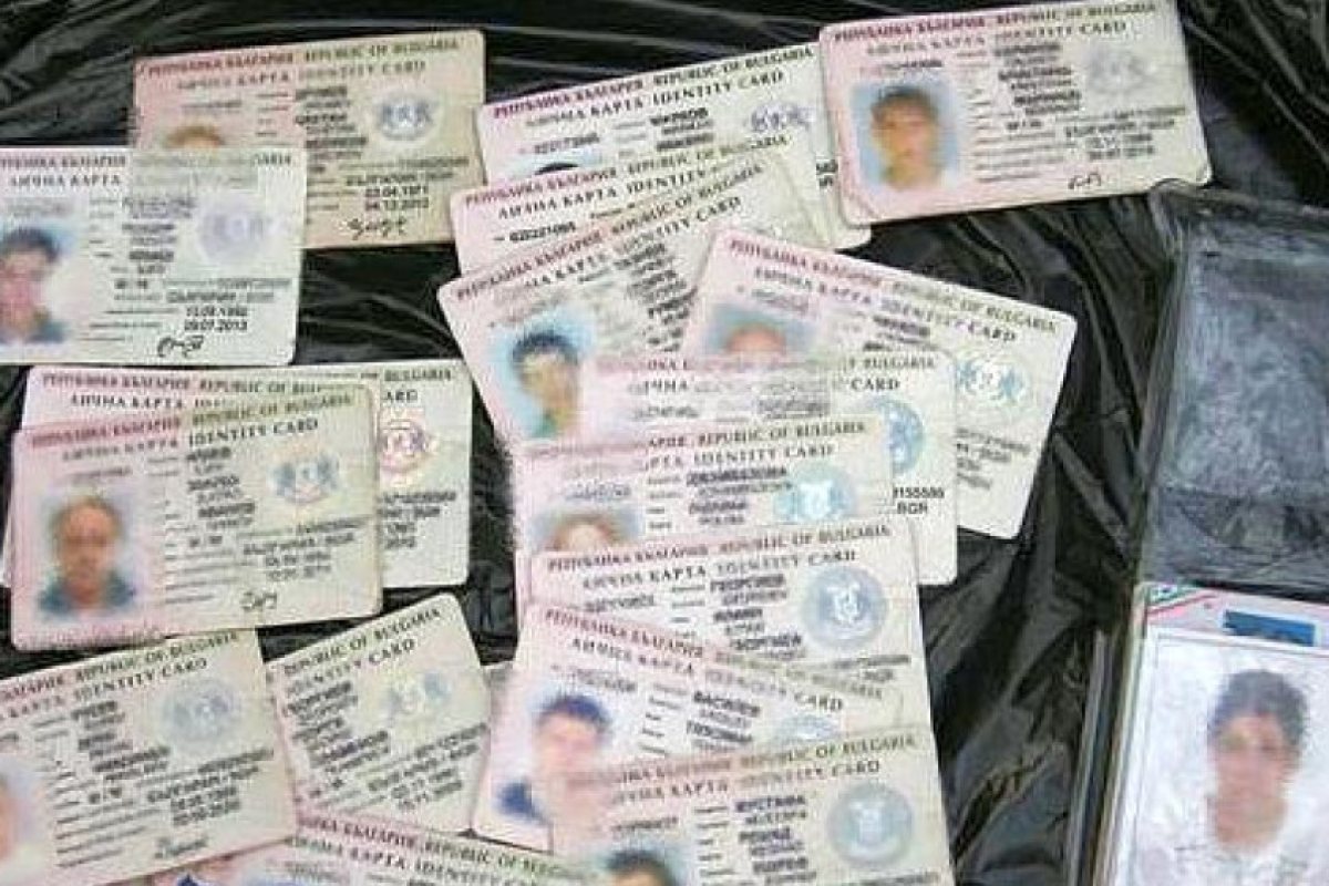 Над 2 милиона души сменят личните си карти догодина