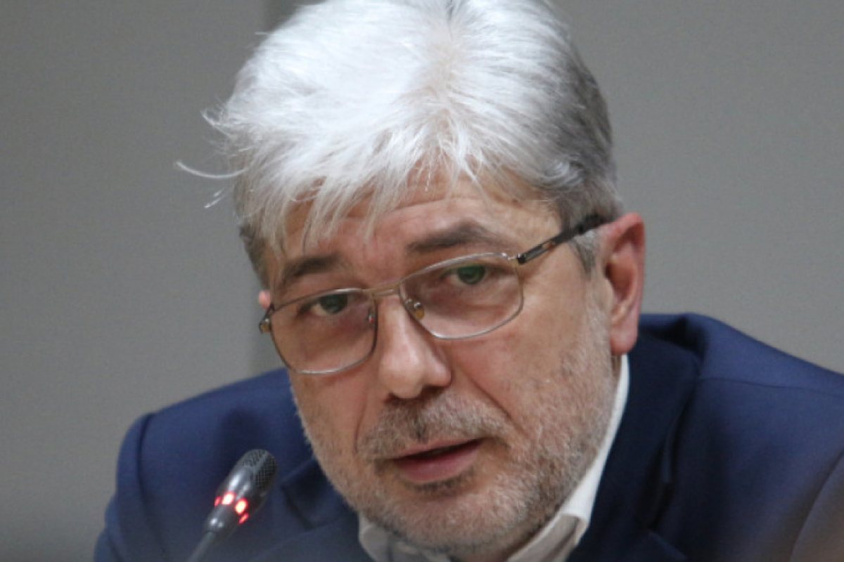 Екоминистърът изкара нощта в ареста на Трето РПУ