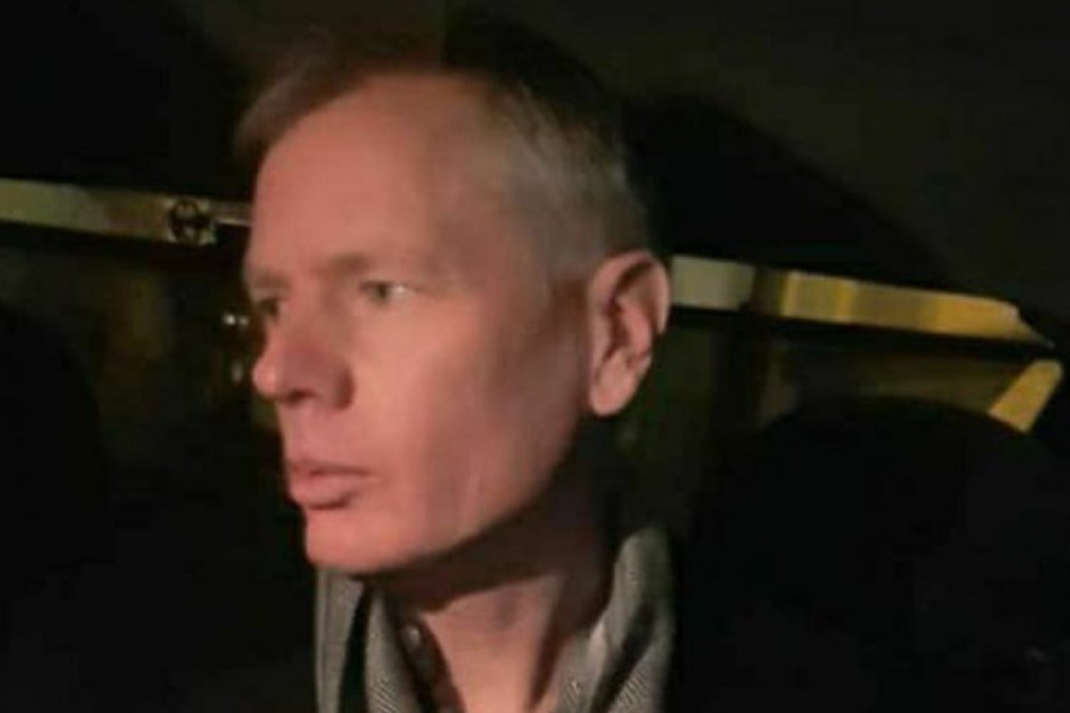 Задържаха за кратко британския посланик в Техеран 