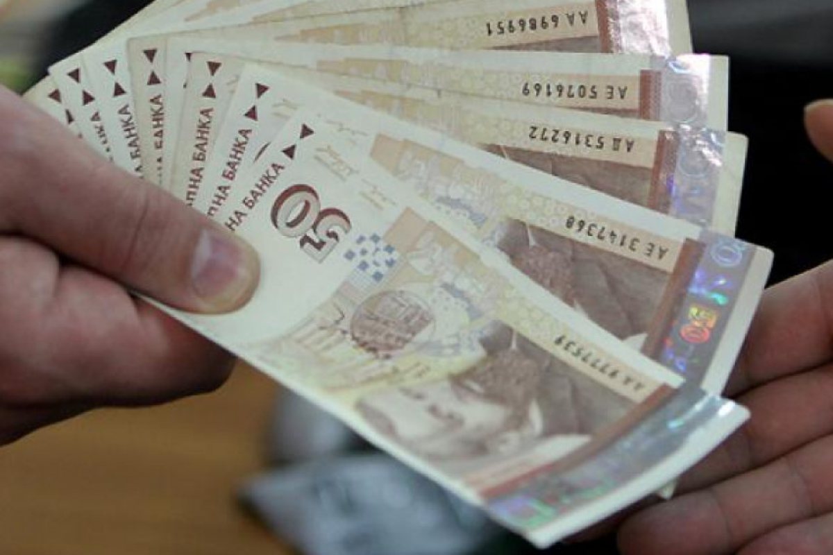 Не се предвиждат предоговаряне и отлагане на кредитите