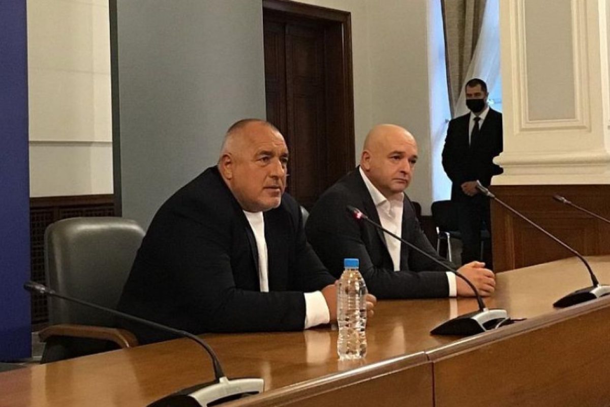 Борисов показа Мутафчийски и се накара на всички
