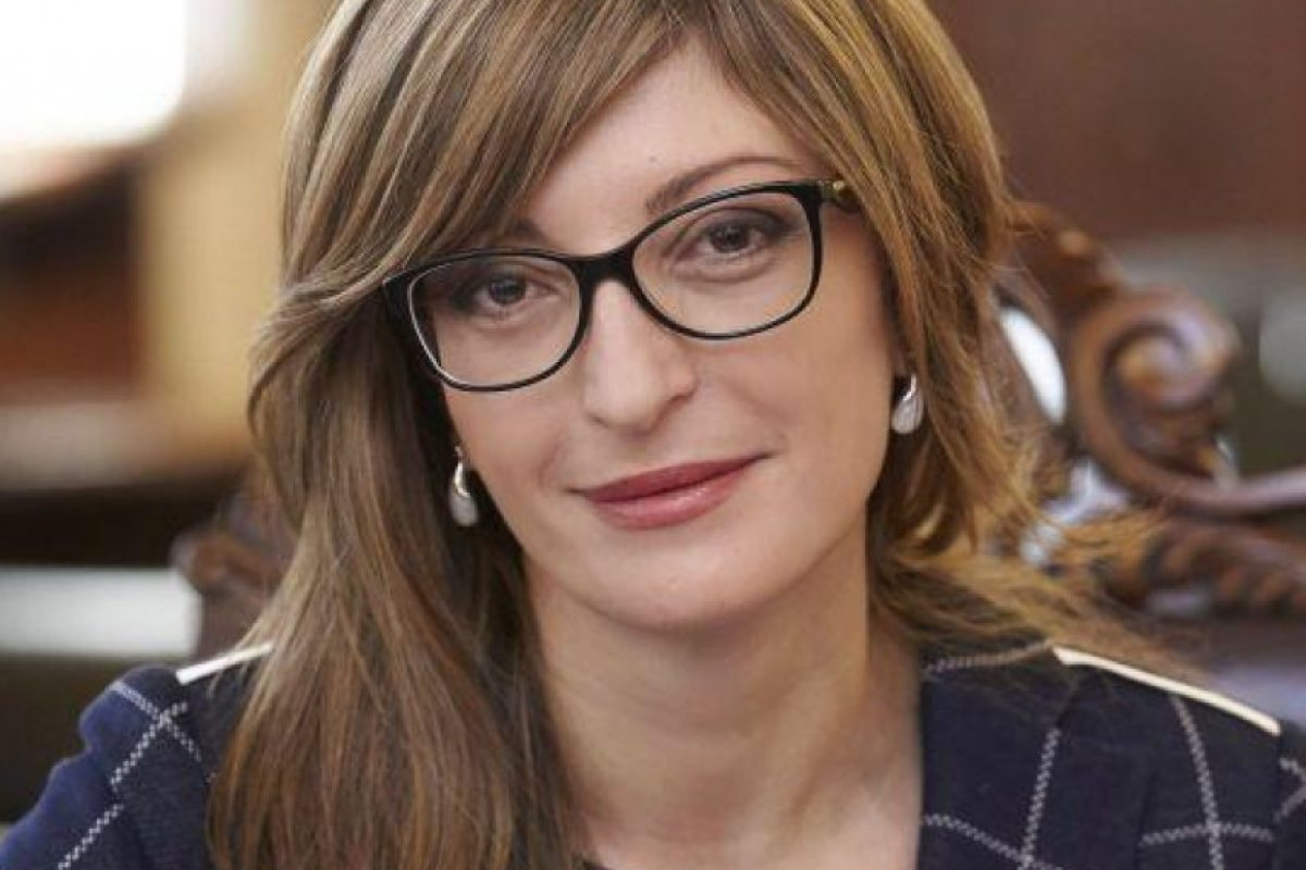 Външният министър благодари на българите зад граница