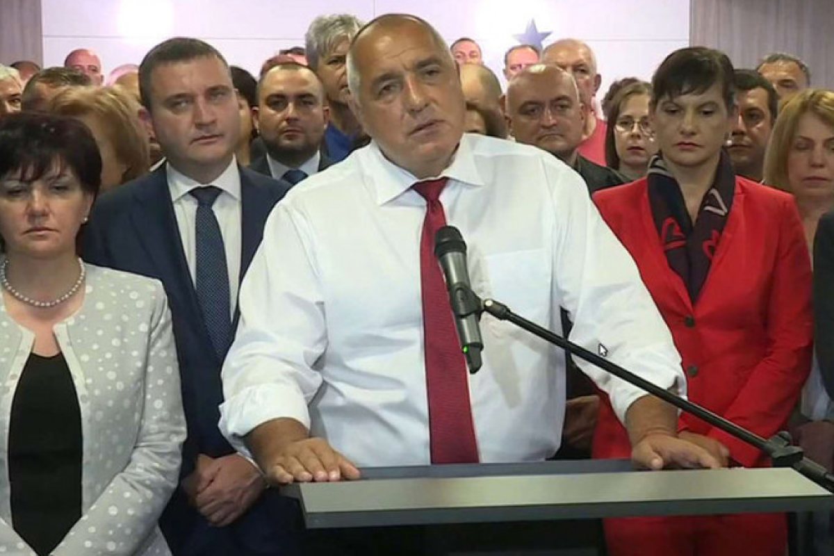 Борисов отново се обяви за жертва на компромати и атакува Радев и Цветанов