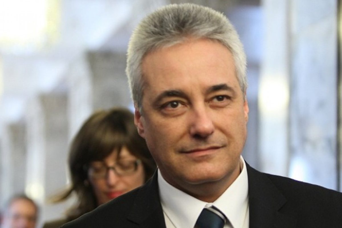 И посланикът ни в Лондон Марин Райков протестира срещу кабинета