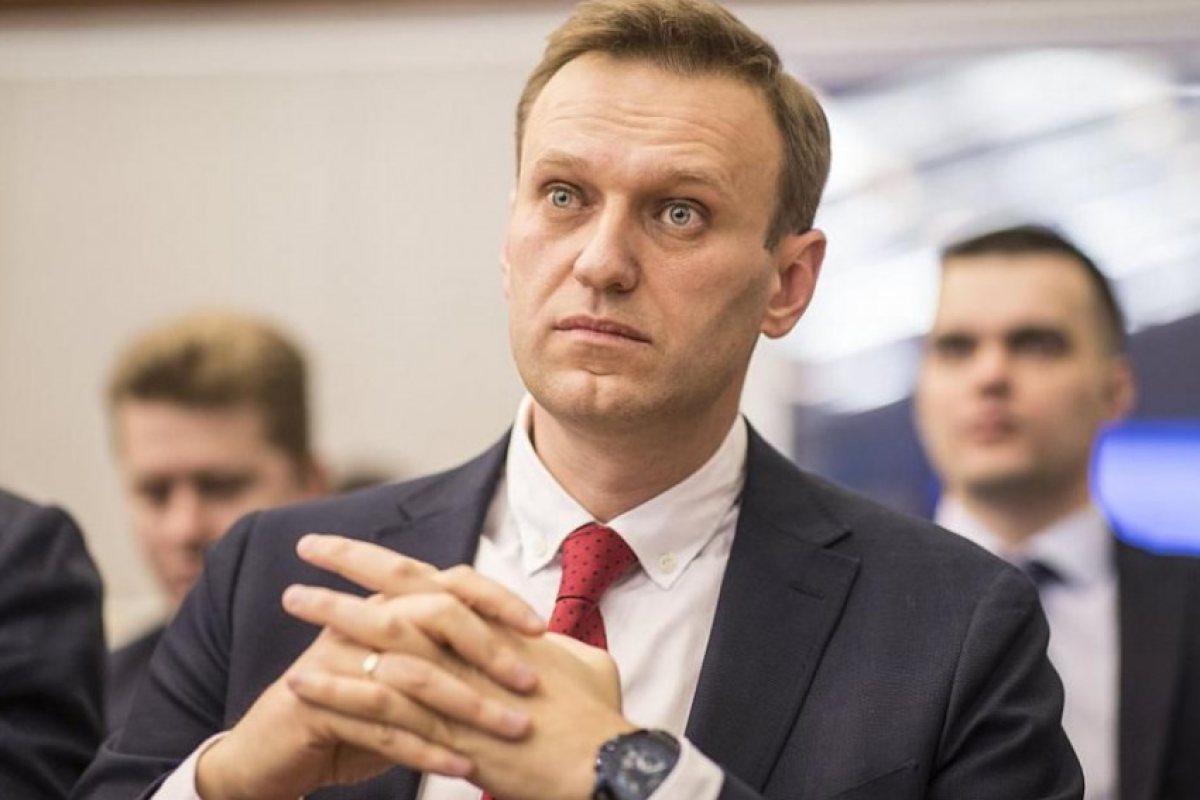 Навални излезе от кома