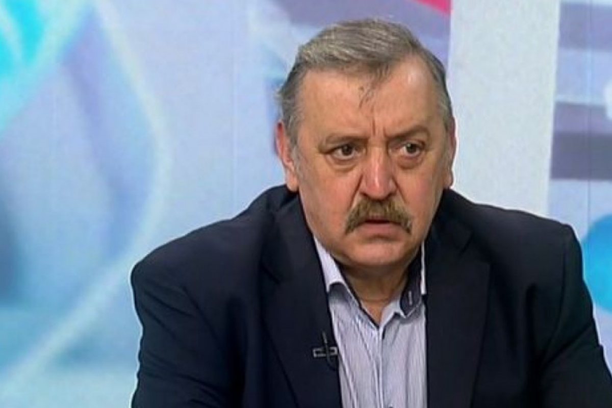 Проф. Кантарджиев: Заведенията на закрито са най-рисковите места за зараза