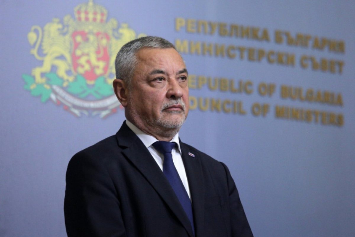 Валери Симеонов: държавата да плати на фирмите 80% от оборота им за миналата година!