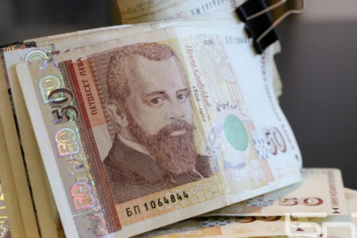 ОФИЦИАЛНО: Минималната работна заплата става 650 лева