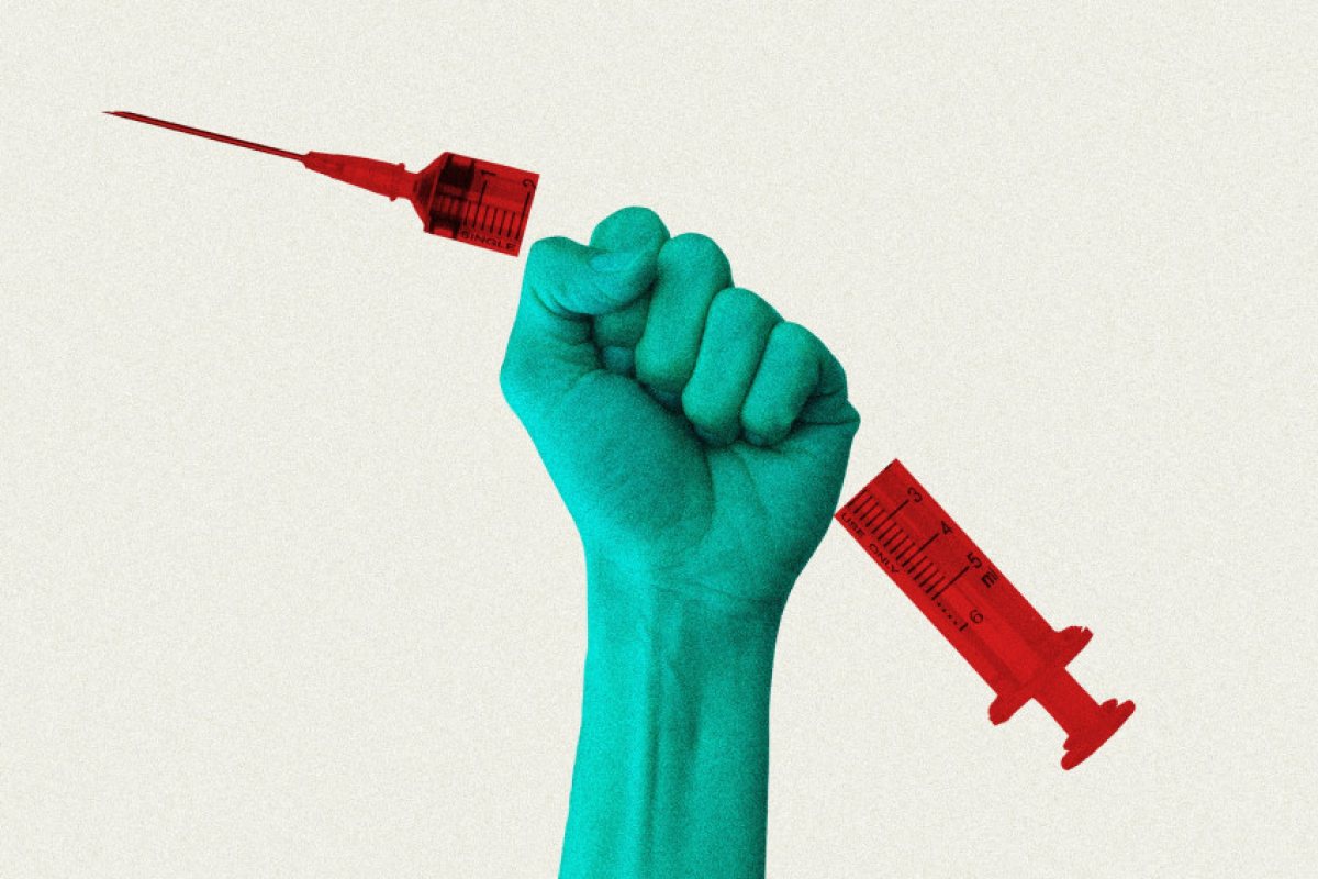 Великобритания: Pfizer с имунитет от съдебно преследване при проблем с ваксините! 