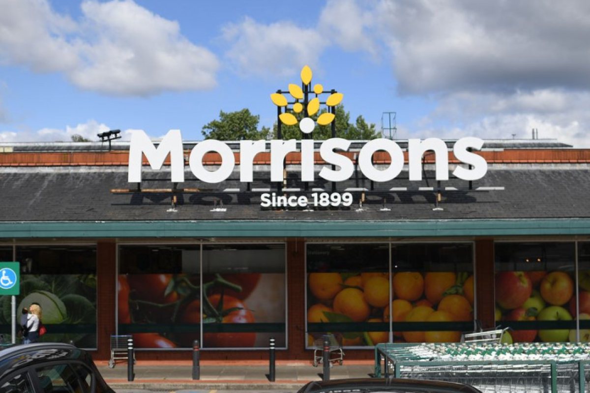 От днес само с маски в Sainsbury's и Morrisons!