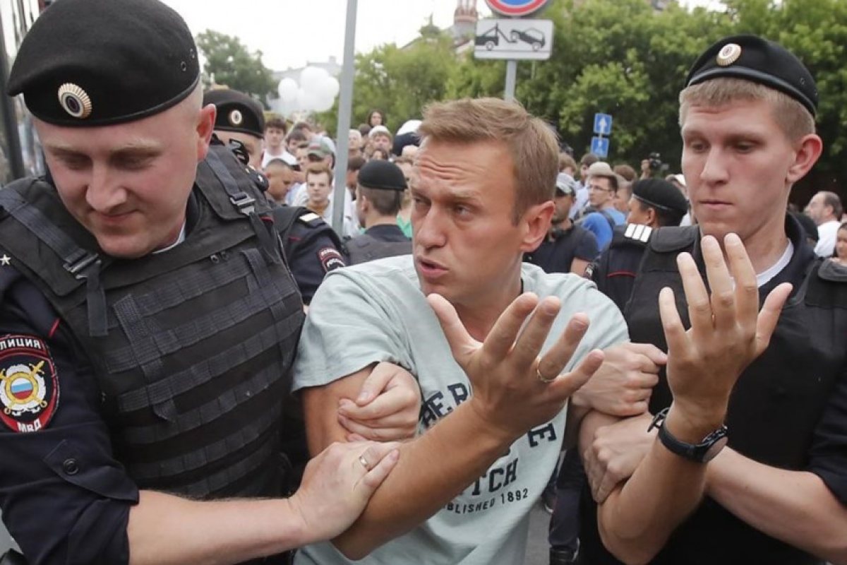 След 5-месечен престой в Германия Алексей Навални се завръща в Русия