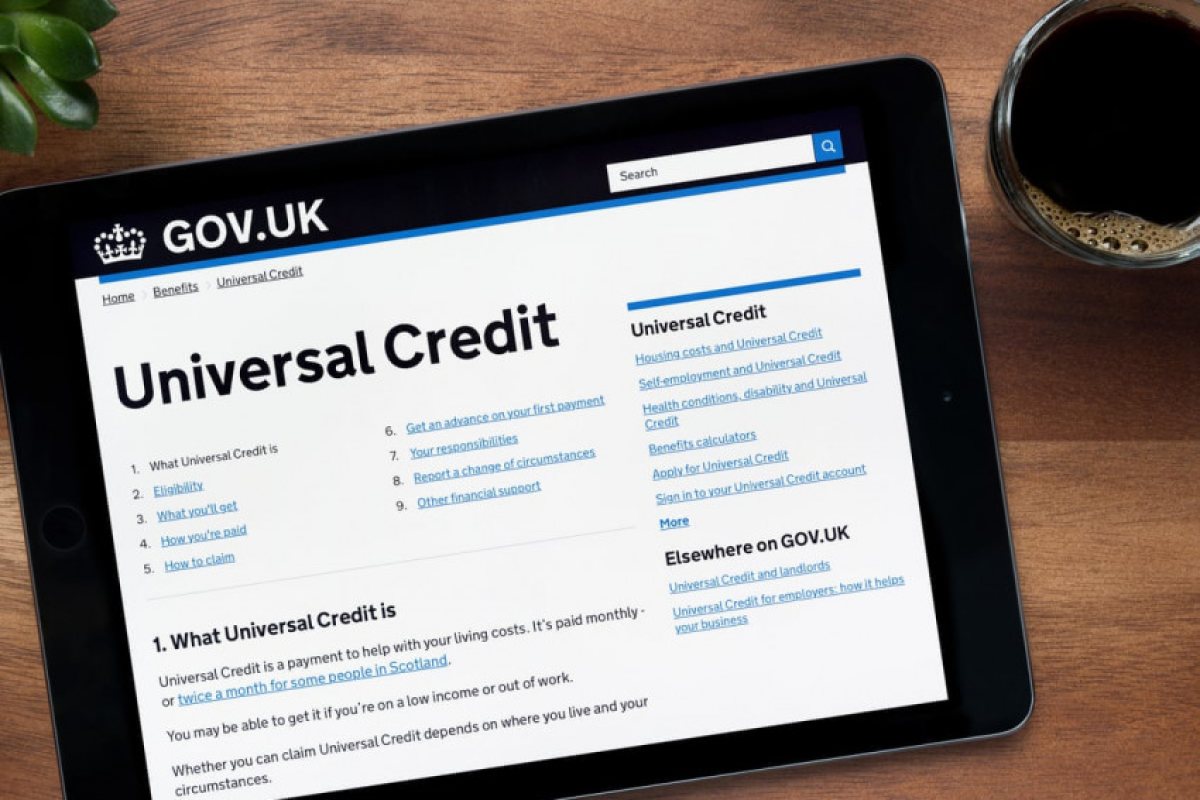На получаващите "Universal Credit", ще бъдат изплатени £1000 наведнъж, като допълнителна ковид-помощ!