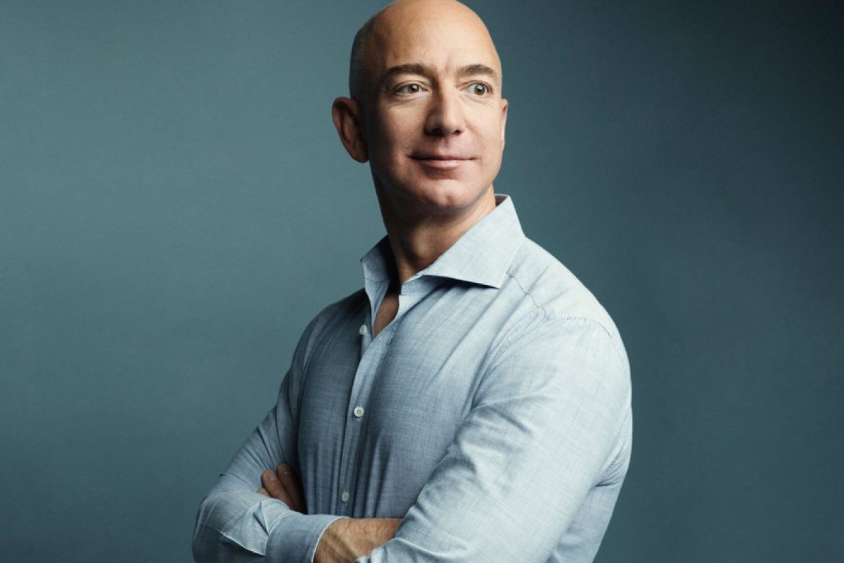 Джеф Безос се оттегля от поста на главен изпълнителен директор на Amazon