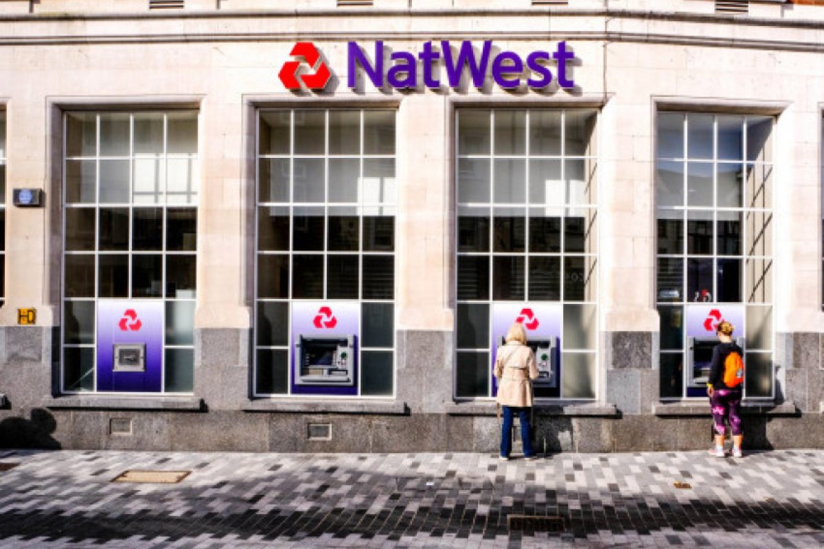 Банка NatWest е обвинена в пране на пари. Тече разследване!