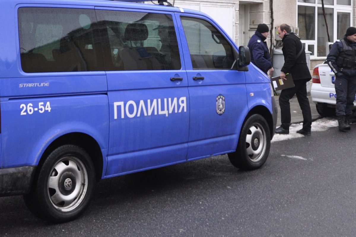 Въоръжен грабеж на инкасо автомобил край Перник