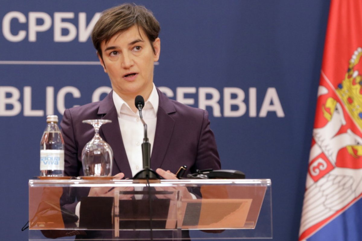 Само след пълно ваксиниране в нощни барове, ресторанти и заведения в Сърбия!