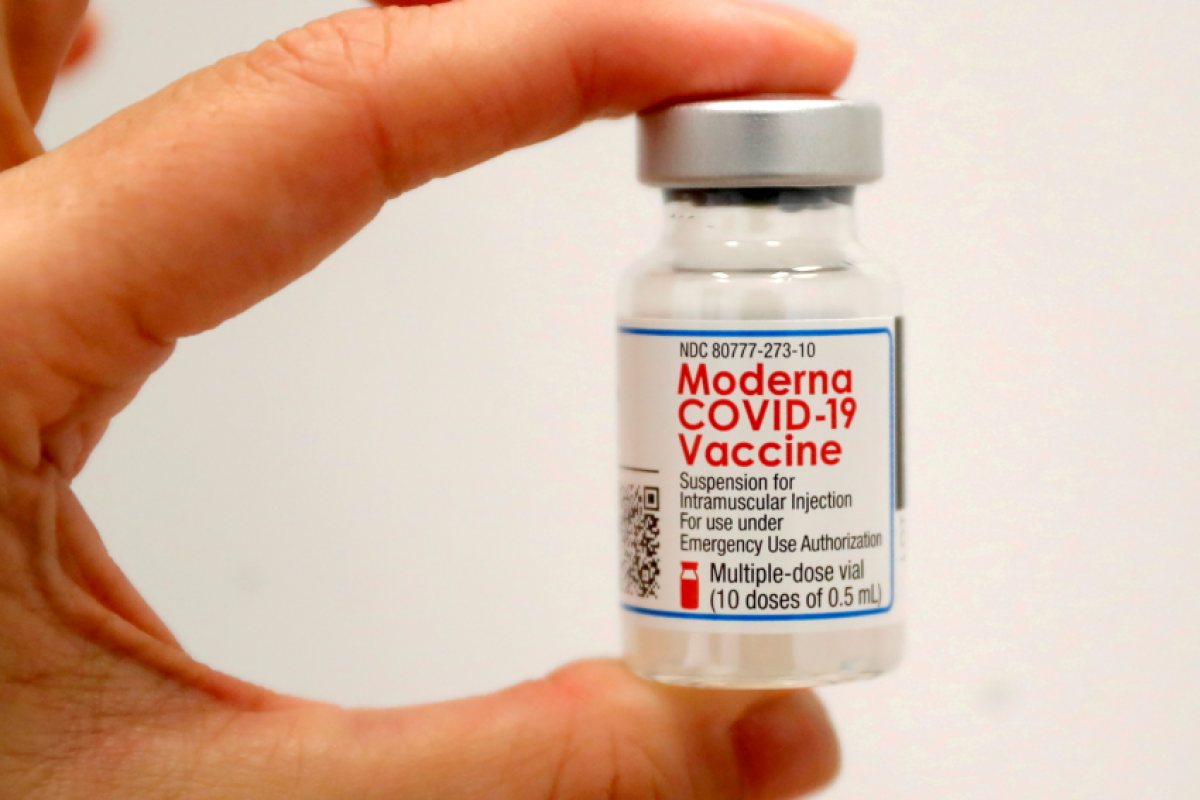 Финландия също ограничи поставянето на ковид-ваксината произведена от Moderna 