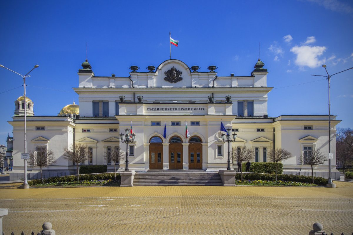 ПОСЛЕДНО: "Продължаваме промяната" - 25,67%, ГЕРБ-СДС - 22,74%