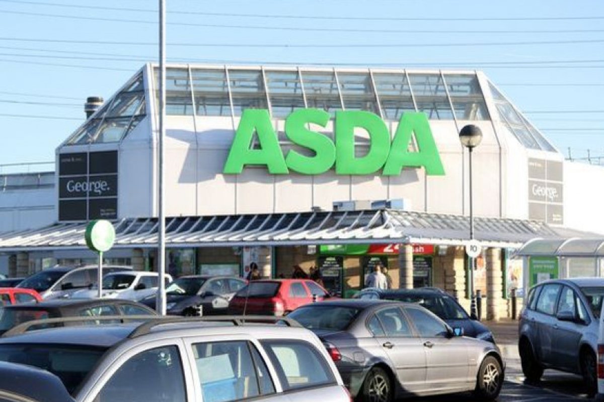 Забраниха на мъж влизането във всички Asda магазини на Острова