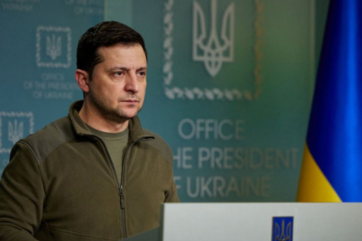 Зеленски: "Търпим тежки загуби при Северодонецк и Харков, трябват ни спешно модерни западни оръжия"