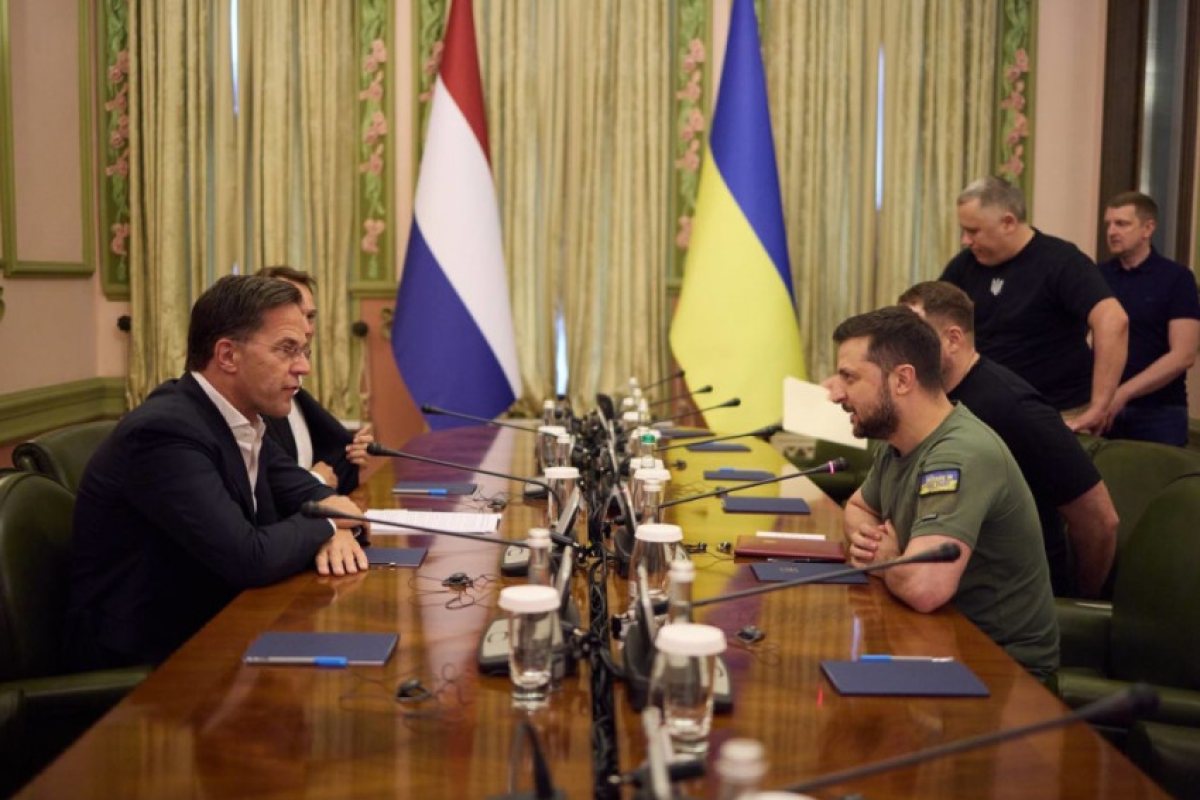 Премиерът на Нидерландия Марк Рюте: "Войната в Украйна може да продължи по-дълго от колкото се надявахме и очаквахме, важното е да продължим да подкрепяме Киев по всякакъв начин"