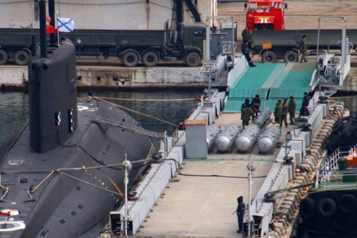 Русия премества свои подводници далеч от Крим и Севастопол, заради това че Украйна вече може да нанася успешни удари с дронове и крилати ракети в тези райони