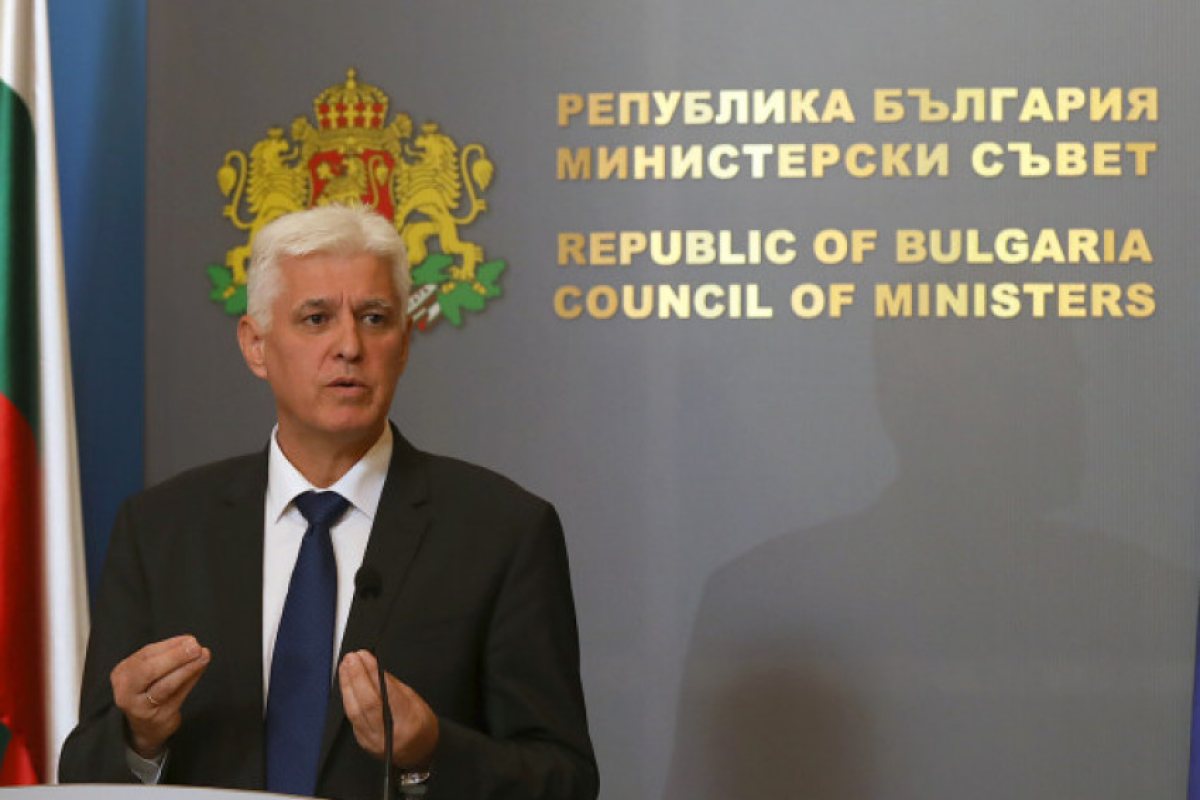 София: Украйна отново е поискала тежко въоръжение от България, вижте какво е отговорил военният ни министър на призива