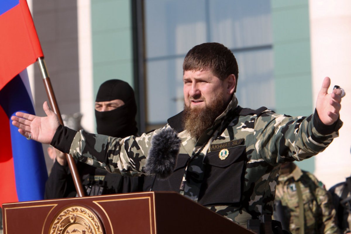 Недоволен: Рамзан Кадиров разкритикува ръководителите на руските войски в Украйна, според него руския отговор е бил слаб и призова към разрушаване на украински градове 