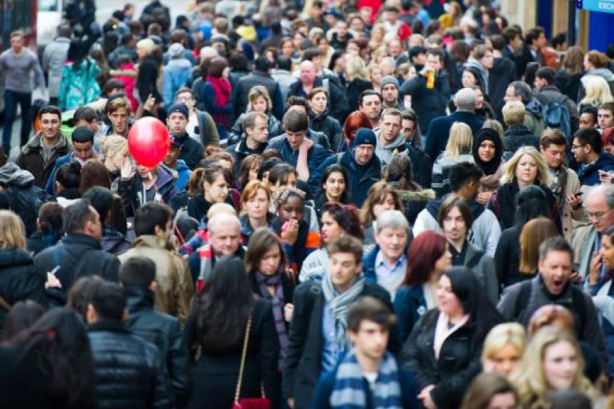 Допитване: 70% от анкетираните британци заявяват, че Великобритания се движи в погрешна посока